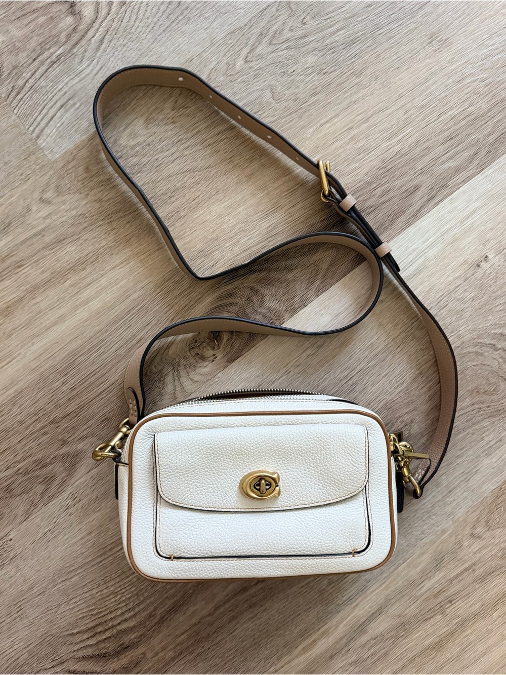 Coach Pebbled Leather Camera Bag in Cream Chalk